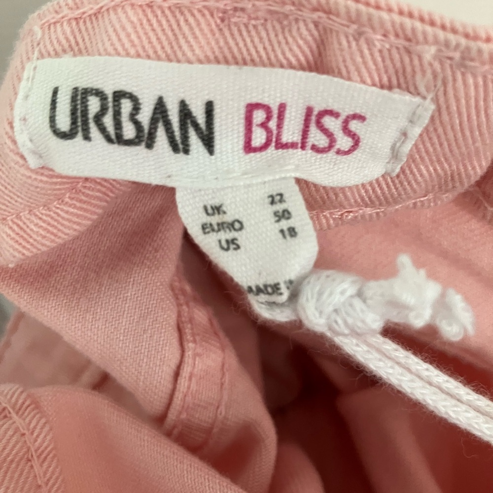 Urban Bliss seam cargo pants in pink. Size 18. NWT - Picture 5 of 5